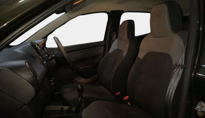 2024 Renault Kwid RXL(O) 1.0L, Petrol, Manual, 7,024 km, Right Side Front Door Cabin