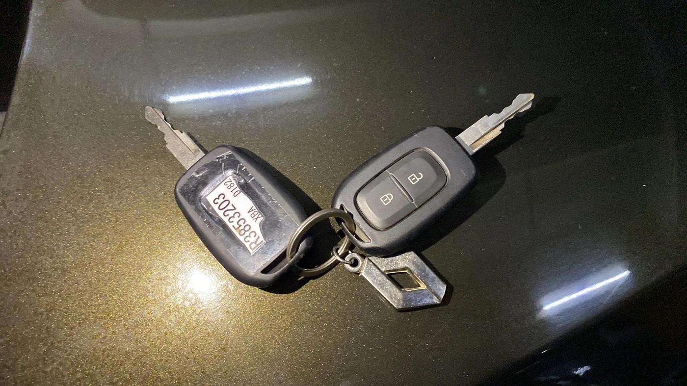 2024 Renault Kwid RXL(O) 1.0L, Petrol, Manual, 7,061 km, Key Close Up