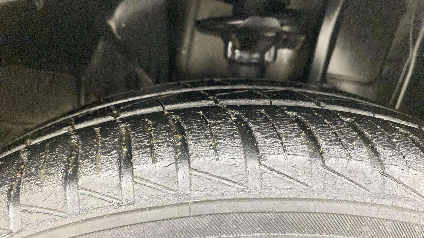 2021 Datsun Redi Go T(O), Petrol, Manual, 39,288 km, Right Front Tyre Tread