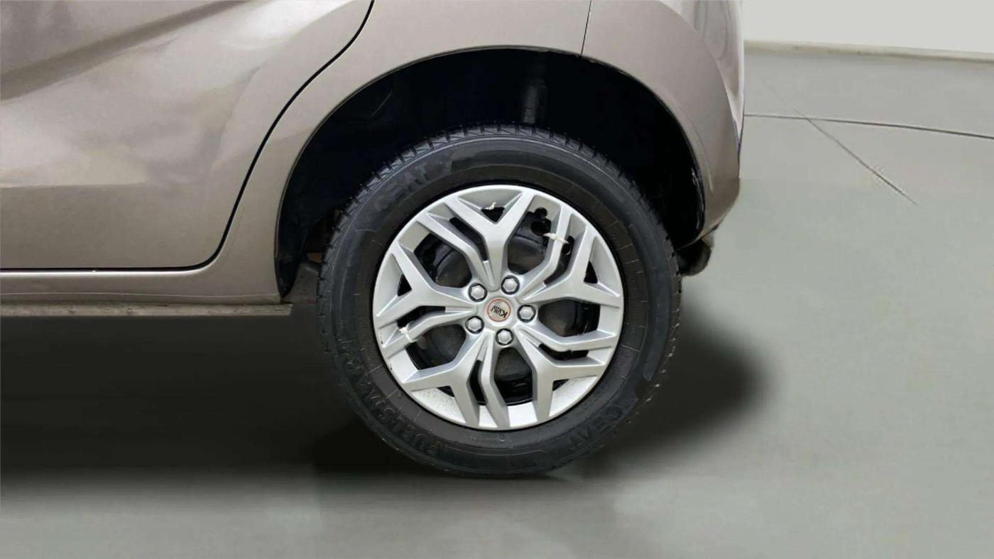 2021 Datsun Redi Go T(O), Petrol, Manual, 39,288 km, Left Rear Wheel