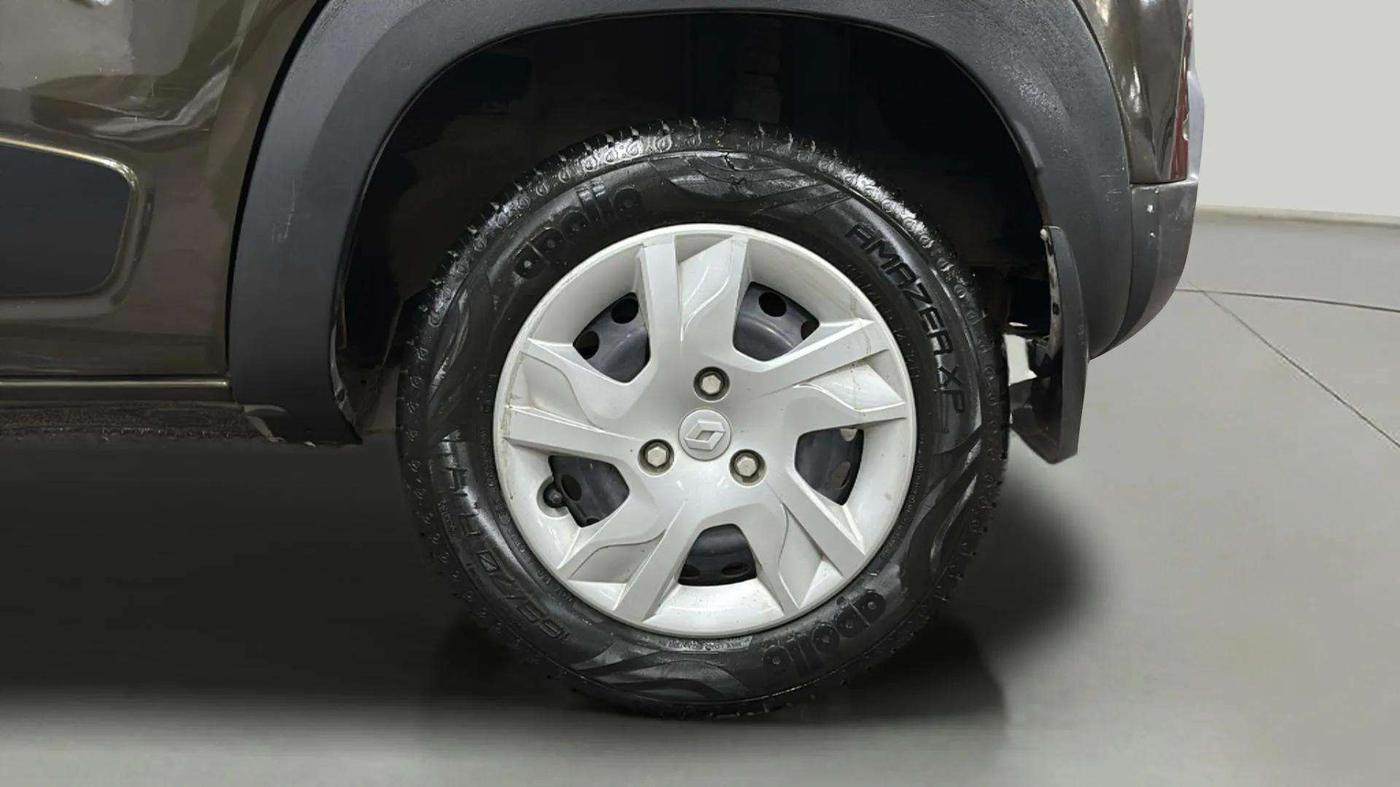 2020 Renault Kwid RXL, Petrol, Manual, 14,645 km, Left Rear Wheel