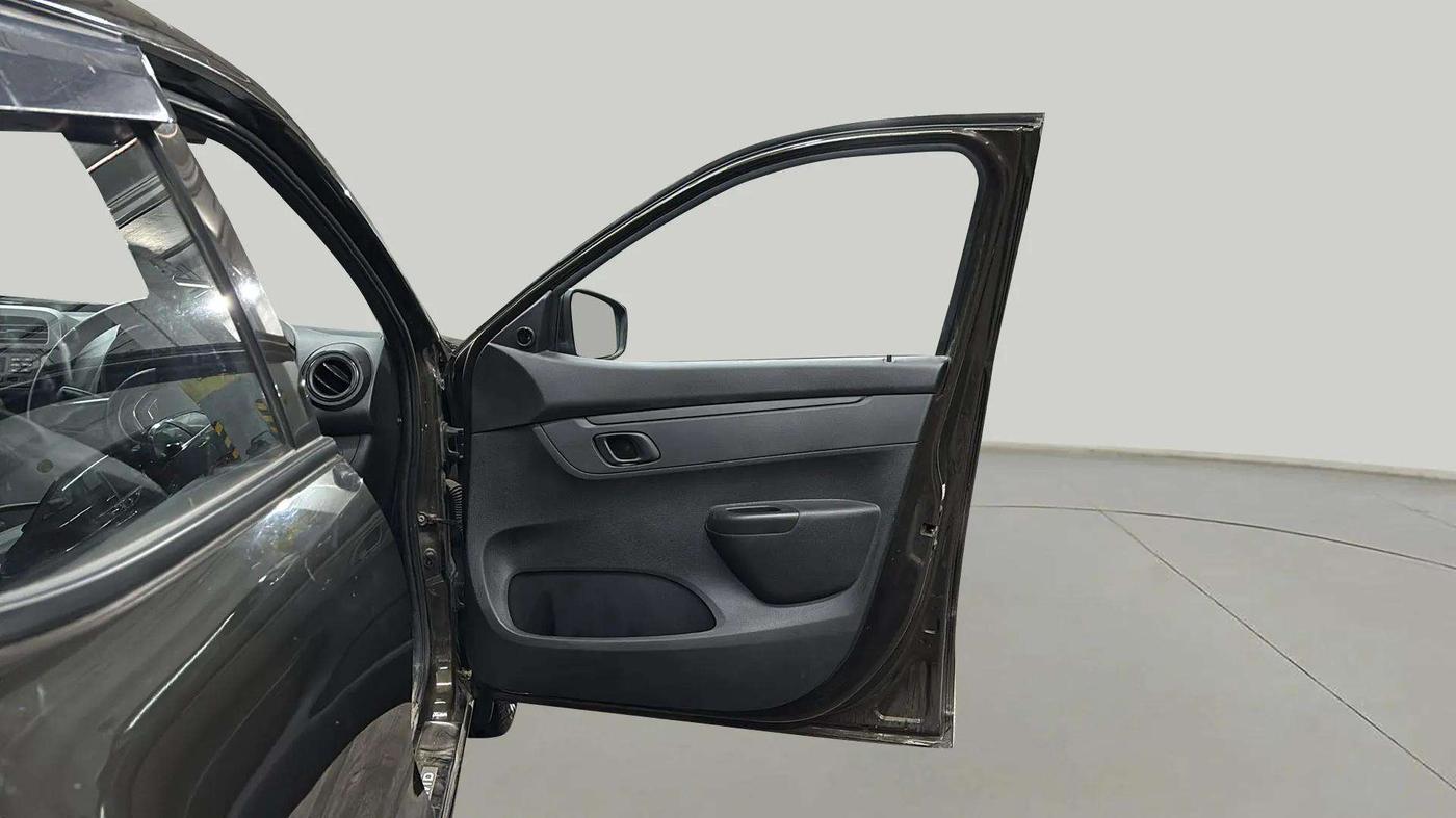 2020 Renault Kwid RXL, Petrol, Manual, 14,645 km, RHS Front Door