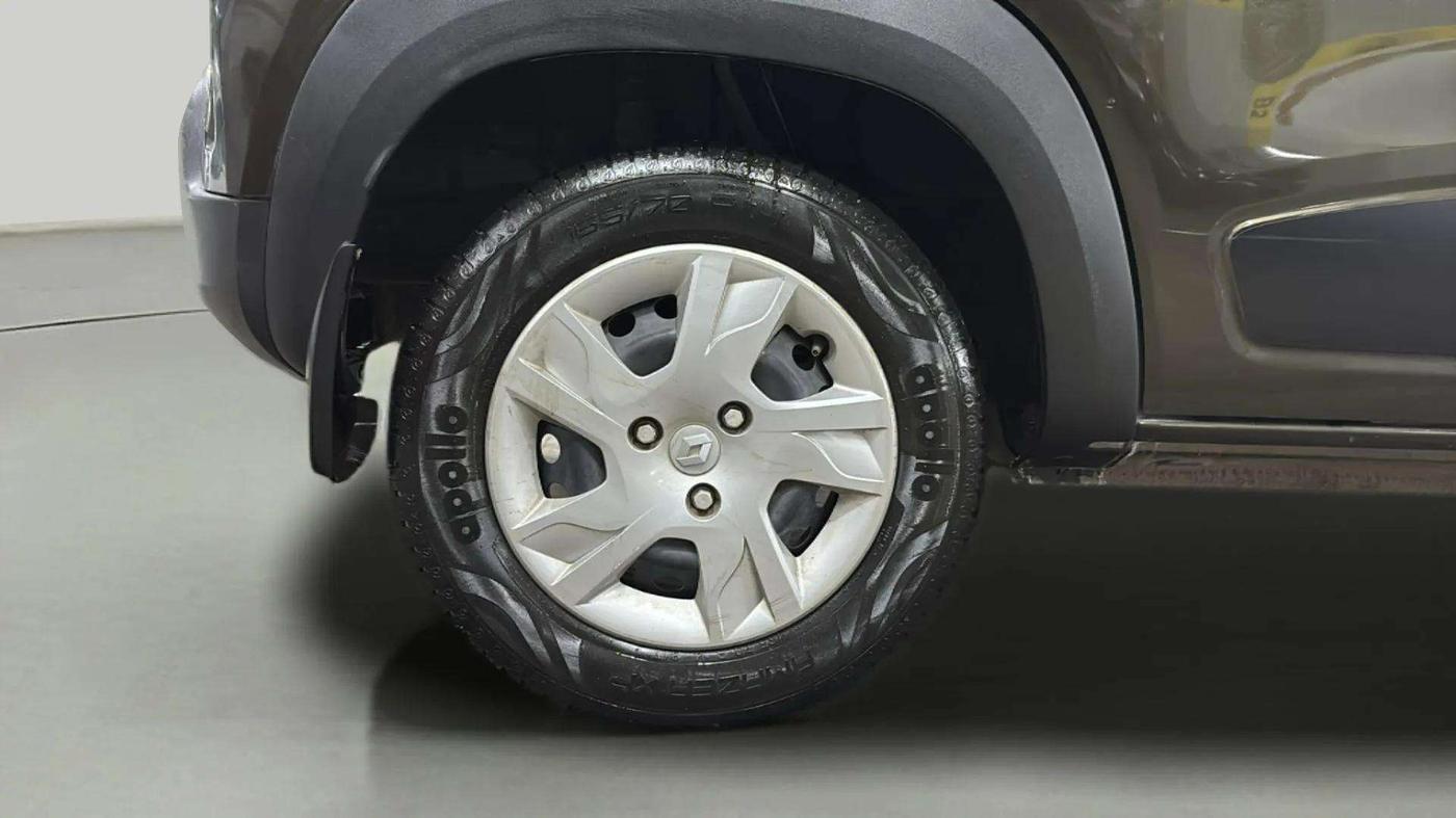 2020 Renault Kwid RXL, Petrol, Manual, 14,645 km, Right Rear Wheel