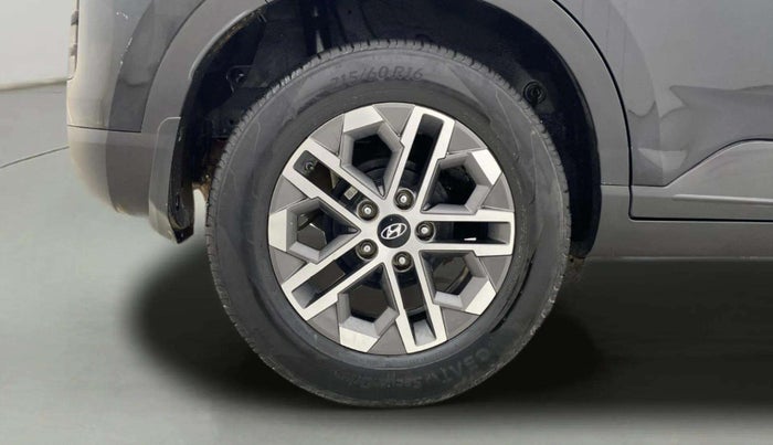 2024 Hyundai VENUE SX (O) 1.0 TURBO DCT, Petrol, Automatic, 45,708 km, Right Rear Wheel