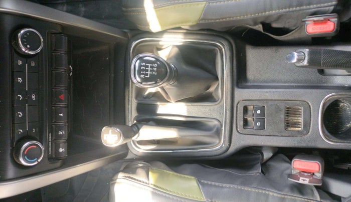 2021 Mahindra Thar LX HT PETROL 4WD MT, Petrol, Manual, 39,586 km, Gear Lever