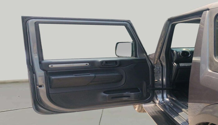 2021 Mahindra Thar LX HT PETROL 4WD MT, Petrol, Manual, 39,586 km, LHS Front Door