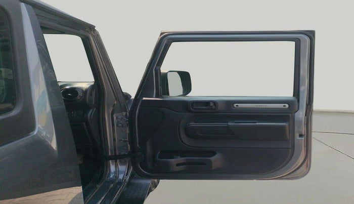 2021 Mahindra Thar LX HT PETROL 4WD MT, Petrol, Manual, 39,586 km, RHS Front Door