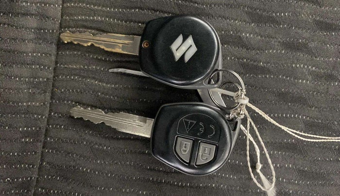 2018 Maruti Baleno DELTA PETROL 1.2, Petrol, Manual, 65,813 km, Key Close Up