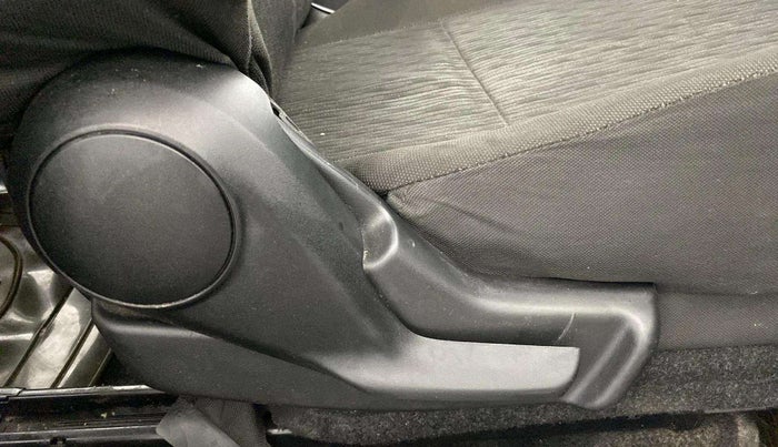 2018 Maruti Baleno DELTA PETROL 1.2, Petrol, Manual, 65,813 km, Driver Side Adjustment Panel