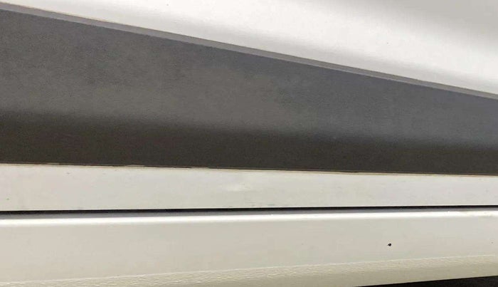 2013 Hyundai Grand i10 SPORTZ 1.2 KAPPA VTVT, Petrol, Manual, 27,840 km, Right running board - Minor scratches
