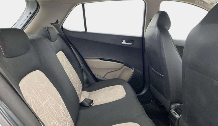 2013 Hyundai Grand i10 SPORTZ 1.2 KAPPA VTVT, Petrol, Manual, 27,840 km, Right Side Rear Door Cabin