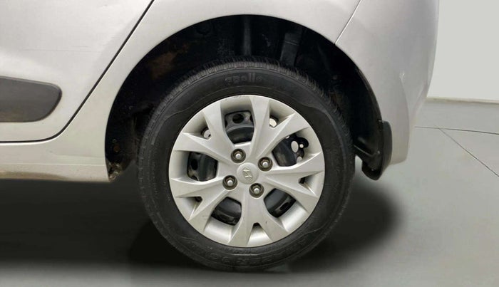 2013 Hyundai Grand i10 SPORTZ 1.2 KAPPA VTVT, Petrol, Manual, 27,840 km, Left Rear Wheel