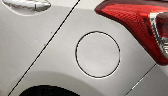 2013 Hyundai Grand i10 SPORTZ 1.2 KAPPA VTVT, Petrol, Manual, 27,840 km, Left quarter panel - Minor scratches
