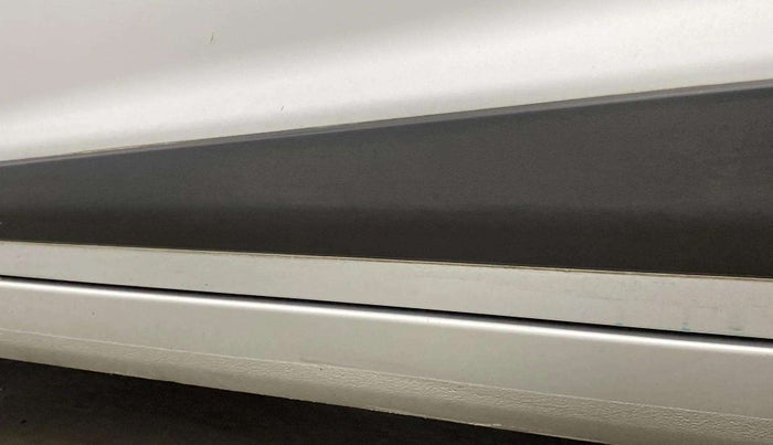 2013 Hyundai Grand i10 SPORTZ 1.2 KAPPA VTVT, Petrol, Manual, 27,840 km, Left running board - Minor scratches