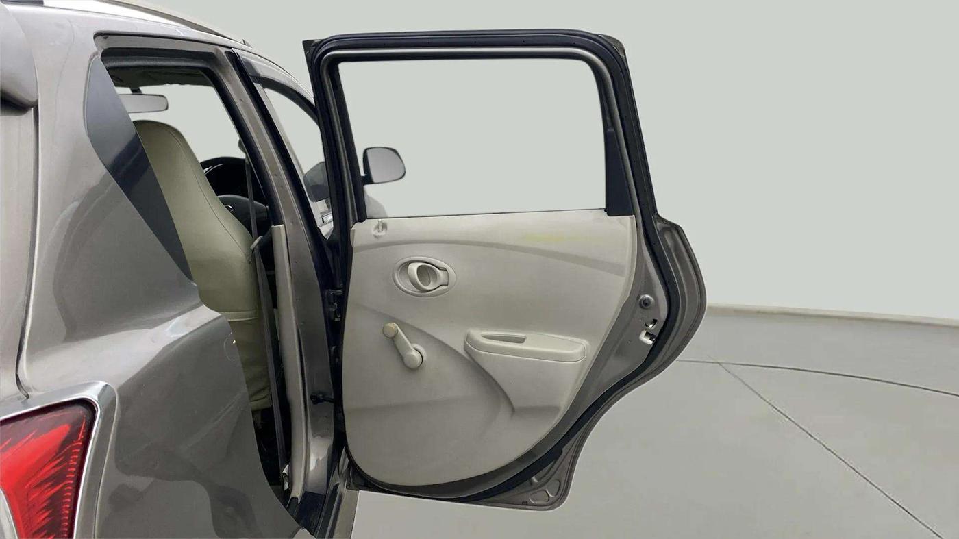 2015 Datsun Go T, Petrol, Manual, 20,220 km, RHS Rear Door