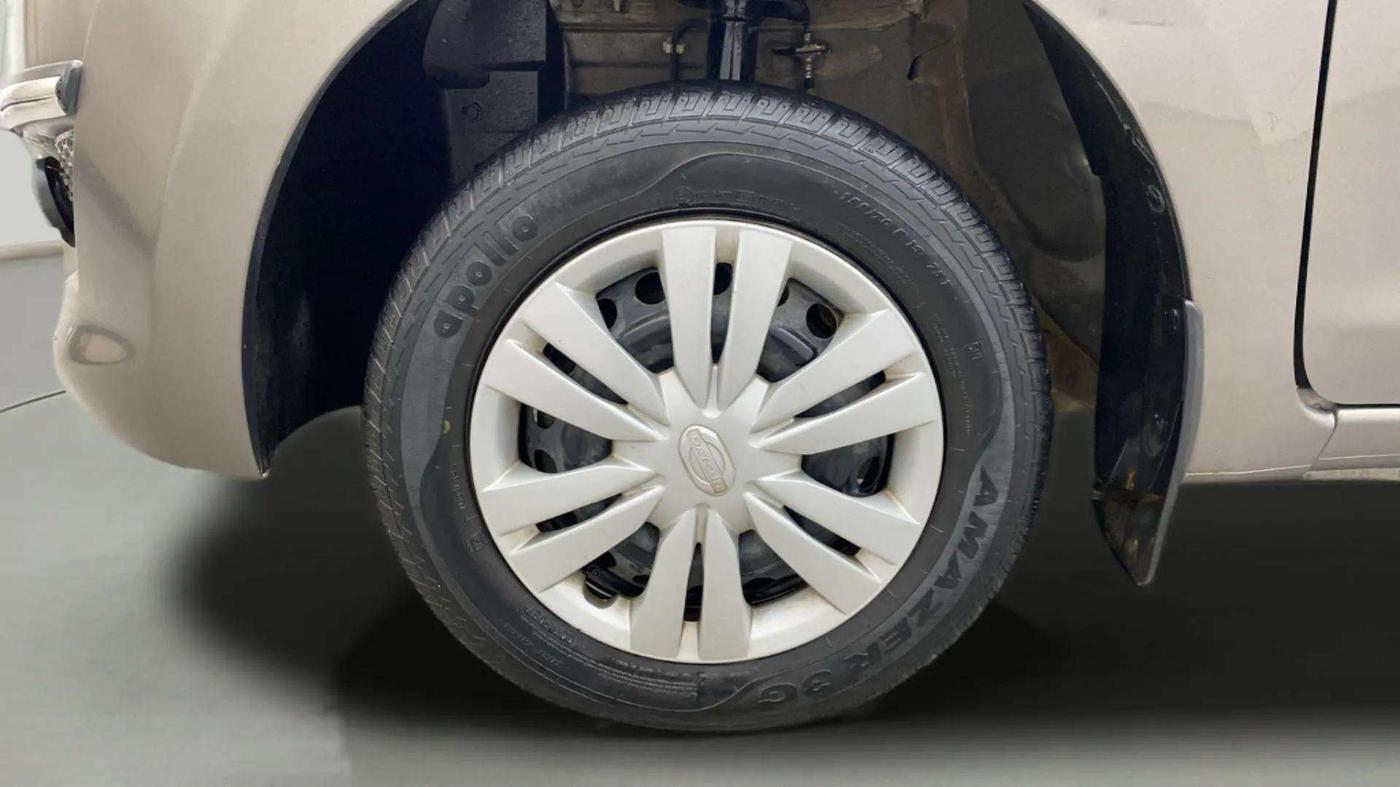 2015 Datsun Go T, Petrol, Manual, 20,220 km, Left Front Wheel
