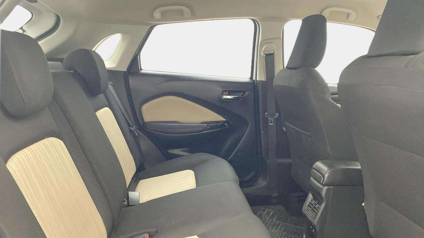 2022 Toyota Glanza G, Petrol, Manual, 22,431 km, Right Side Rear Door Cabin