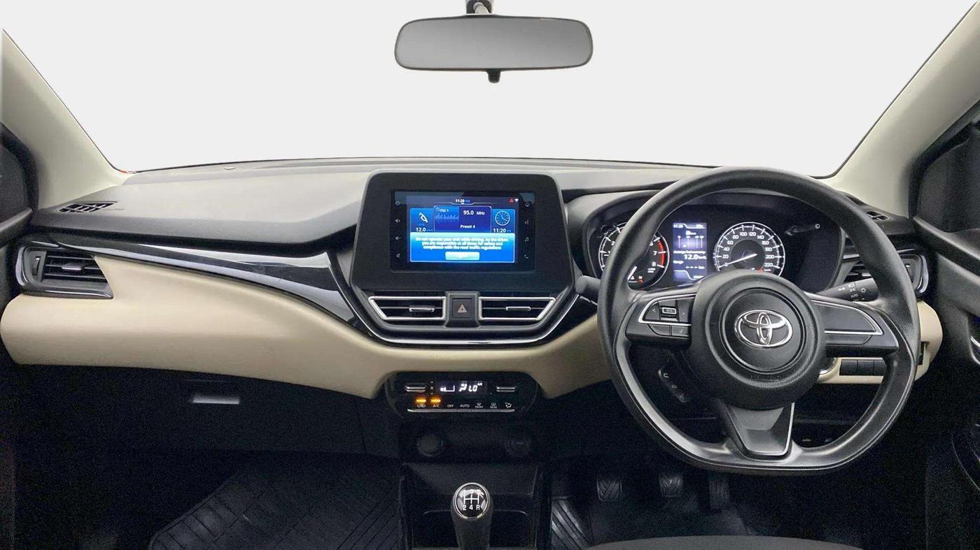 2022 Toyota Glanza G, Petrol, Manual, 22,431 km, Dashboard