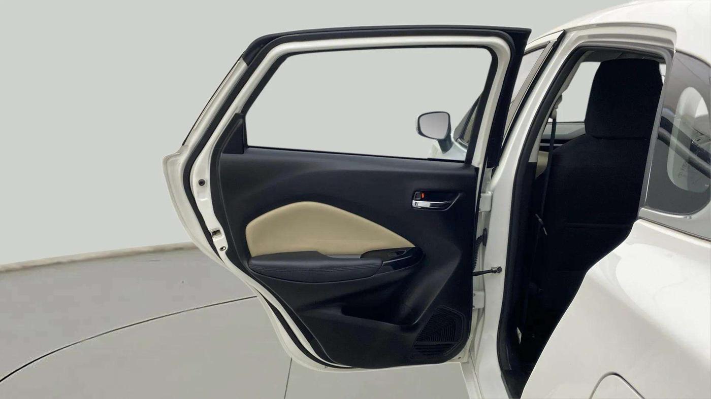 2022 Toyota Glanza G, Petrol, Manual, 22,431 km, LHS Rear Door
