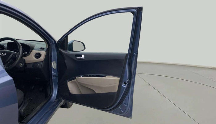2015 Hyundai Xcent S 1.2, Petrol, Manual, 79,650 km, RHS Front Door