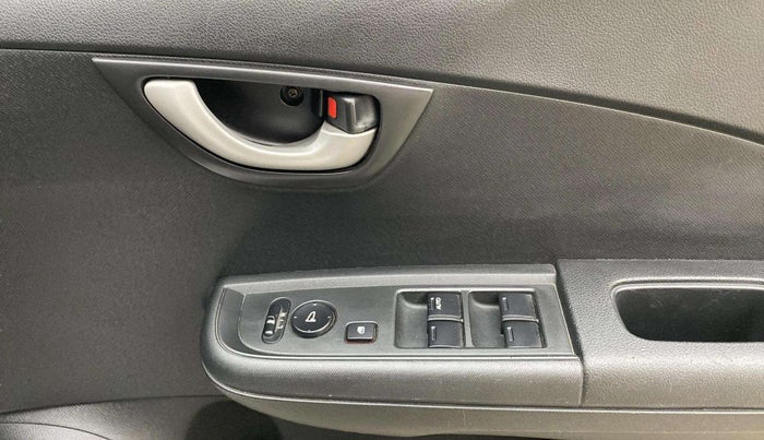2018 Honda BR-V 1.5L I-VTEC S, Petrol, Manual, 42,002 km, Driver Side Door Panels Control