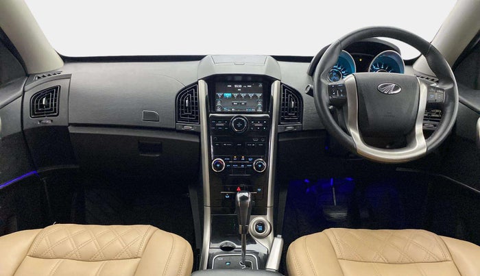 2019 Mahindra XUV500 W9 AT, Diesel, Automatic, 67,770 km, Dashboard