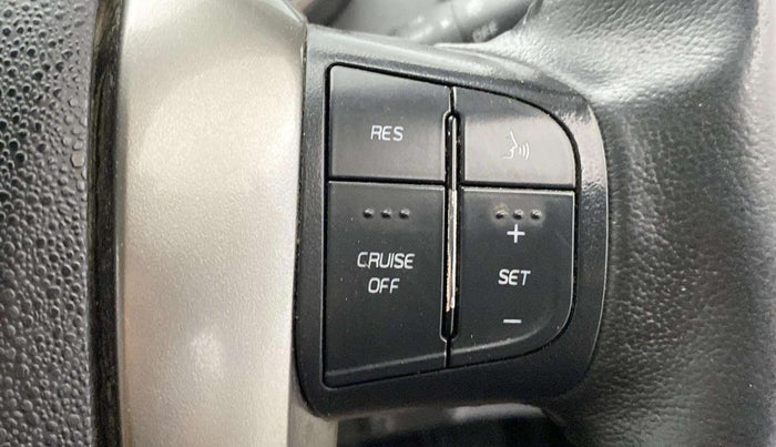 2019 Mahindra XUV500 W9 AT, Diesel, Automatic, 67,770 km, Adaptive Cruise Control