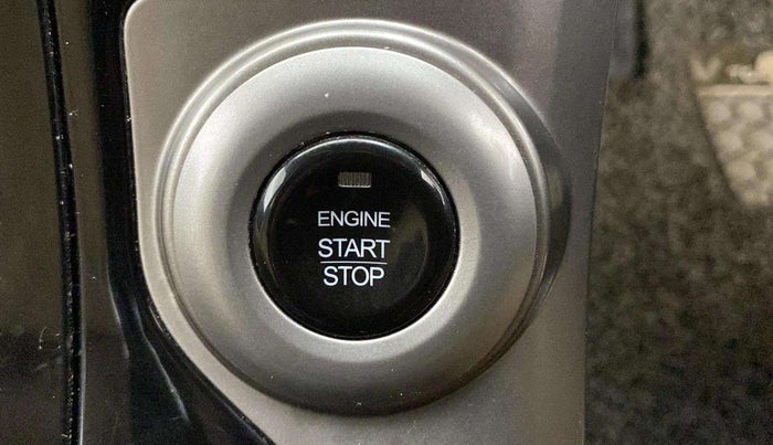 2019 Mahindra XUV500 W9 AT, Diesel, Automatic, 67,770 km, Keyless Start/ Stop Button