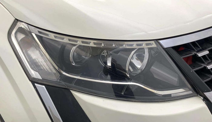 2019 Mahindra XUV500 W9 AT, Diesel, Automatic, 67,770 km, Right headlight - Minor scratches