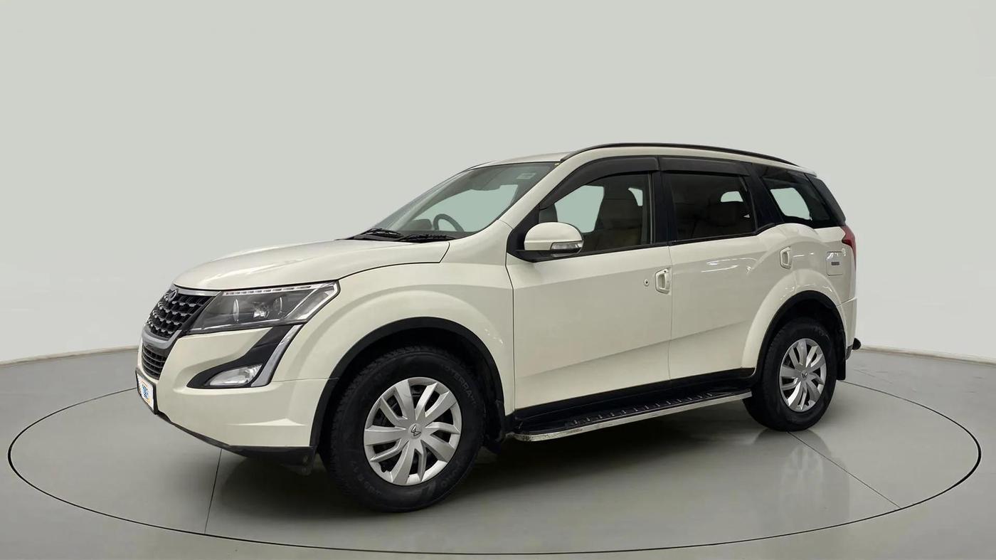 2019 Mahindra XUV500 W9 AT, Diesel, Automatic, 67,770 km, Left Front Diagonal