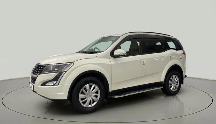 2019 Mahindra XUV500 W9 AT, Diesel, Automatic, 67,770 km, Left Front Diagonal
