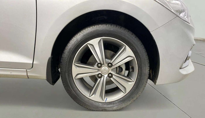 2018 Hyundai Verna 1.6 VTVT SX, Petrol, Manual, 48,869 km, Right Front Wheel