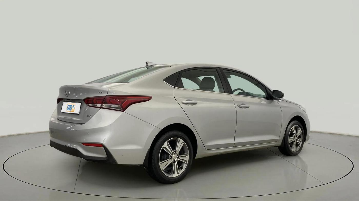 2018 Hyundai Verna 1.6 VTVT SX, Petrol, Manual, 48,869 km, Right Back Diagonal