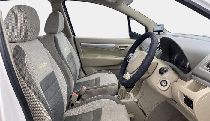 2016 Maruti Ertiga VXI, Petrol, Manual, 74,280 km, Right Side Front Door Cabin
