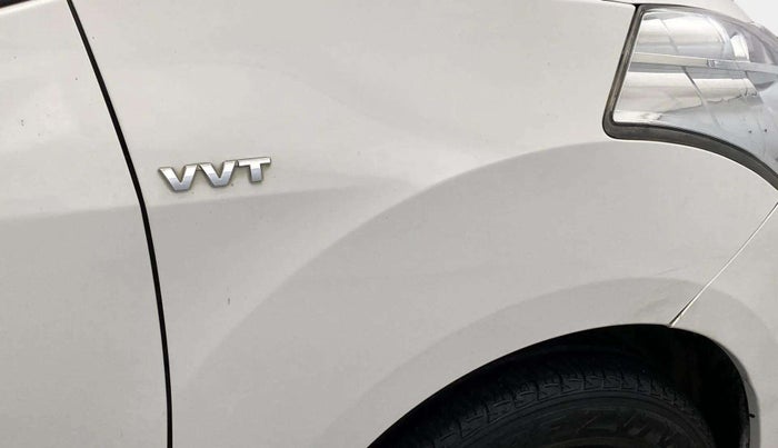 2016 Maruti Ertiga VXI, Petrol, Manual, 74,280 km, Right fender - Size <= 2 inch