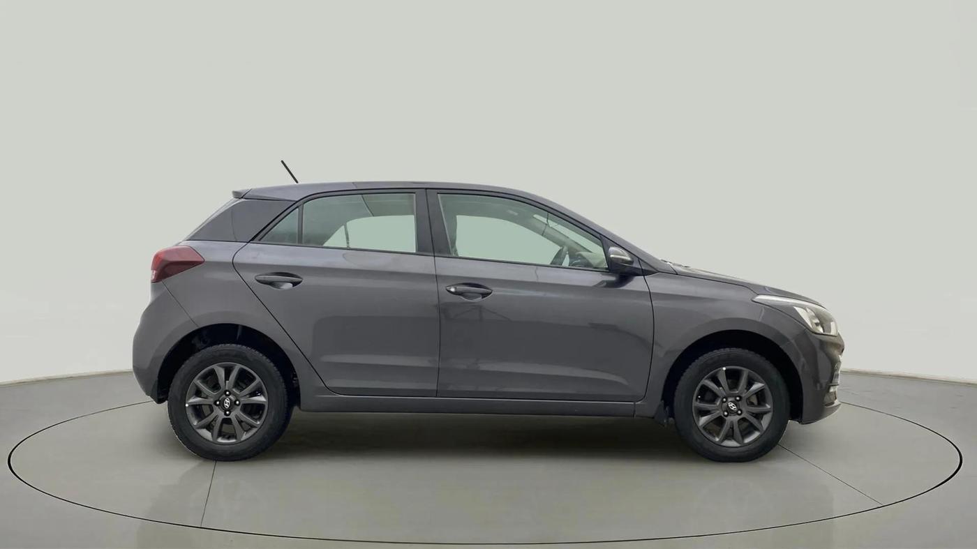 2020 Hyundai Elite i20 SPORTZ PLUS 1.2, Petrol, Manual, 50,413 km, Right Side View