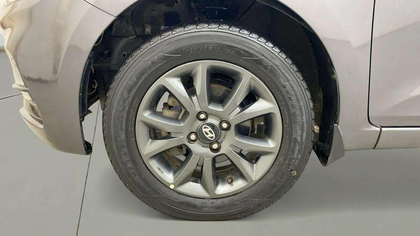 2020 Hyundai Elite i20 SPORTZ PLUS 1.2, Petrol, Manual, 50,413 km, Left Front Wheel