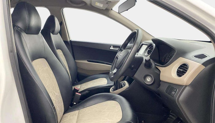2020 Hyundai Grand i10 SPORTZ 1.2 KAPPA VTVT, Petrol, Manual, 30,765 km, Right Side Front Door Cabin