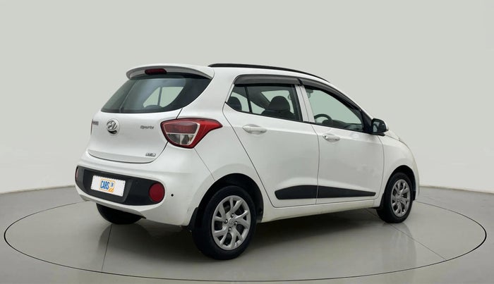2020 Hyundai Grand i10 SPORTZ 1.2 KAPPA VTVT, Petrol, Manual, 30,765 km, Right Back Diagonal