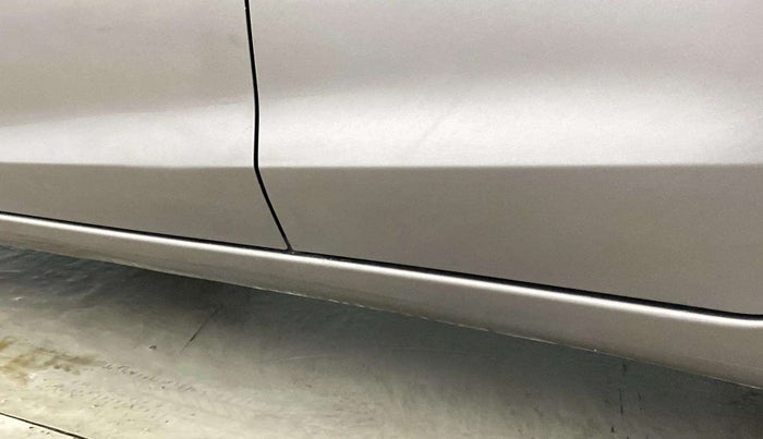 2015 Honda Amaze 1.2L I-VTEC S, Petrol, Manual, 69,089 km, Left running board - Minor scratches