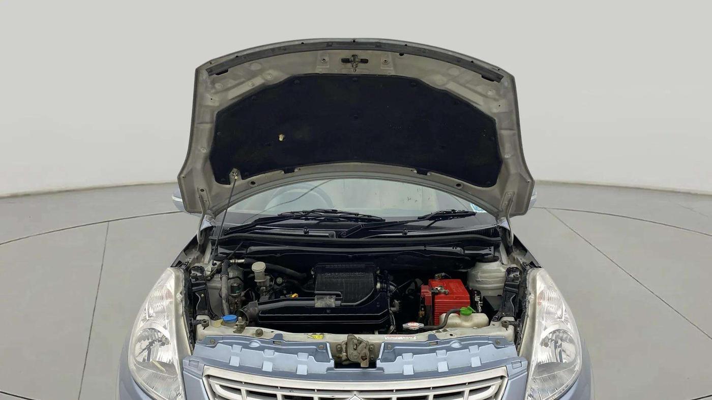 2013 Maruti Swift Dzire VXI, Petrol, Manual, 62,207 km, Open Bonet