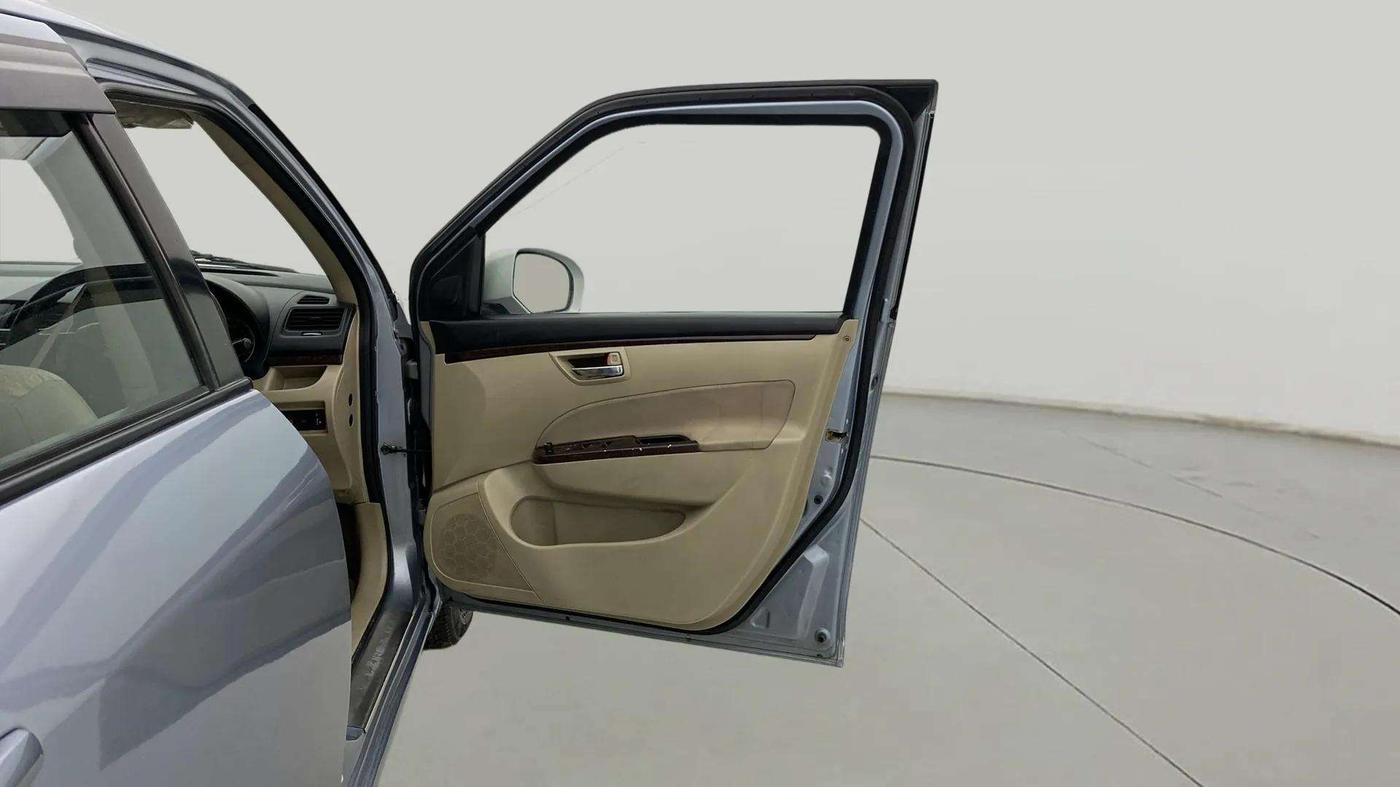 2013 Maruti Swift Dzire VXI, Petrol, Manual, 62,207 km, RHS Front Door