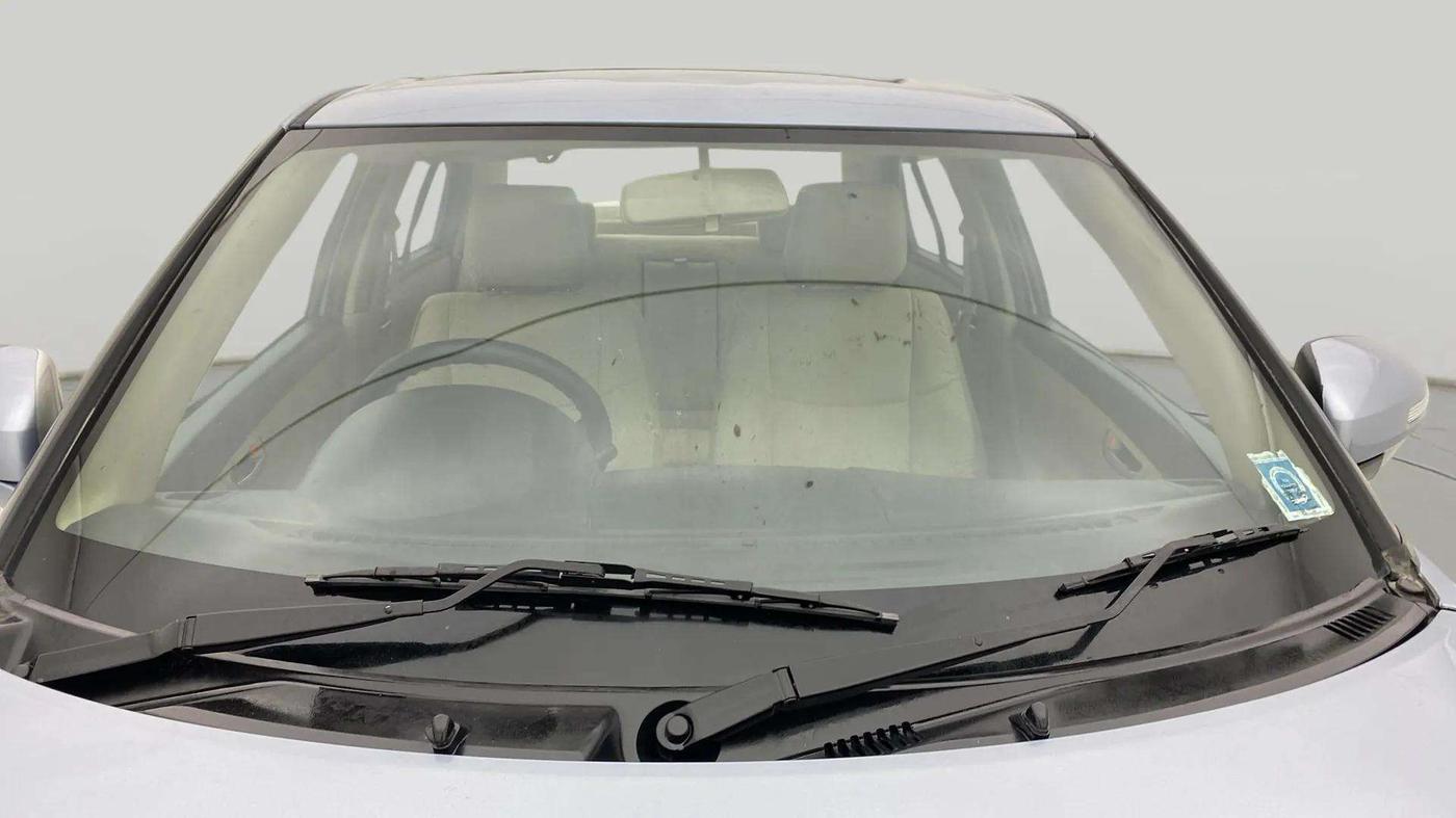 2013 Maruti Swift Dzire VXI, Petrol, Manual, 62,207 km, Front Windshield