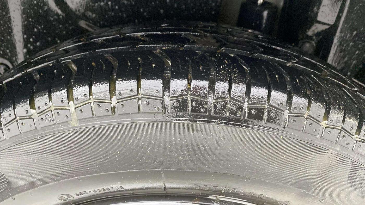 2013 Maruti Swift Dzire VXI, Petrol, Manual, 62,207 km, Left Rear Tyre Tread