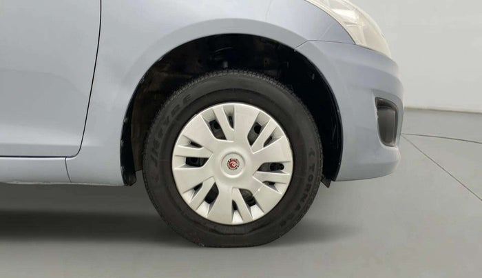 2013 Maruti Swift Dzire VXI, Petrol, Manual, 61,944 km, Right Front Wheel
