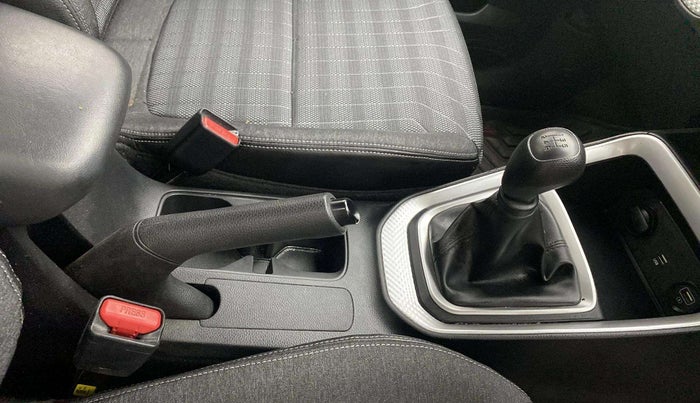 2020 KIA SONET HTK PLUS 1.2, Petrol, Manual, 40,064 km, Gear Lever