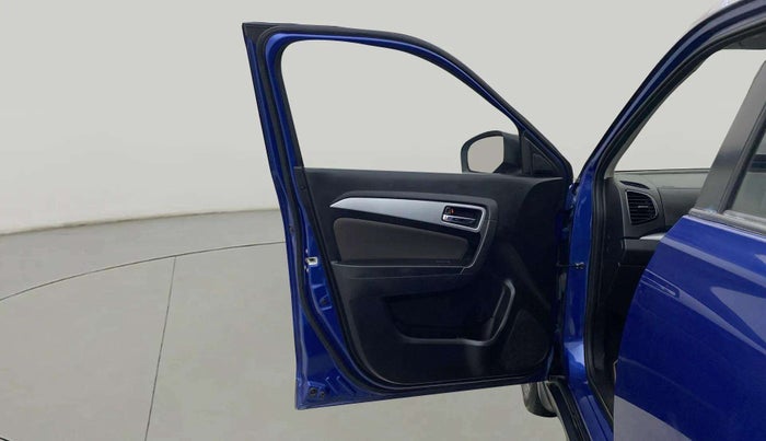 2020 Toyota URBAN CRUISER PREMIUM GRADE MT DUAL TONE, Petrol, Manual, 33,063 km, LHS Front Door