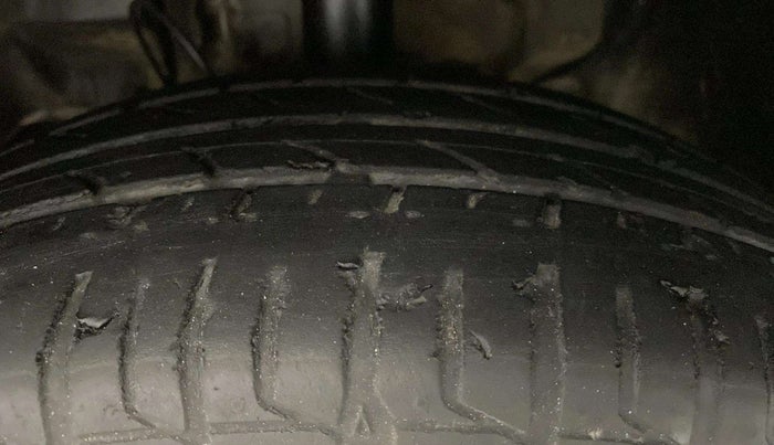 2022 Tata Tiago XT CNG, CNG, Manual, 39,380 km, Left Front Tyre Tread