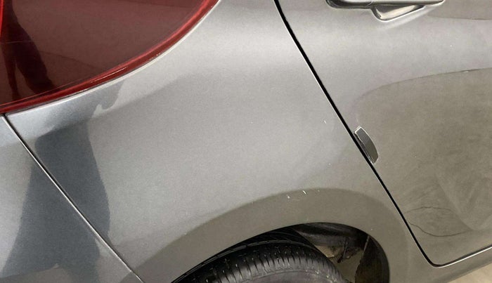 2022 Tata Tiago XT CNG, CNG, Manual, 39,380 km, Right quarter panel - Minor scratches