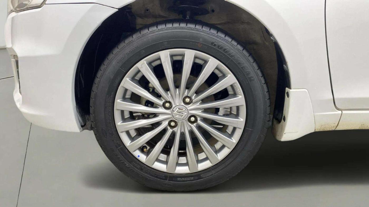 2017 Maruti Ciaz ALPHA  AT 1.4  PETROL, Petrol, Automatic, 23,722 km, Left Front Wheel